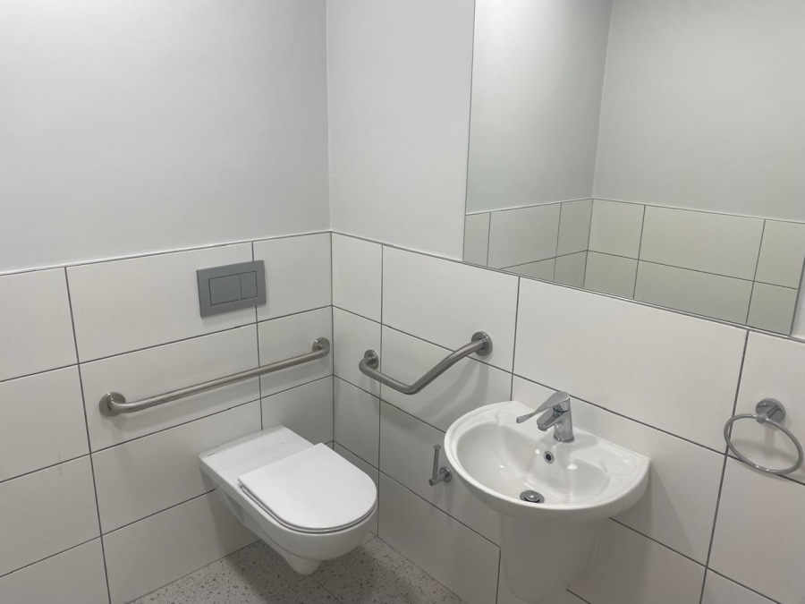 To Let commercial Property for Rent in Stikland Western Cape